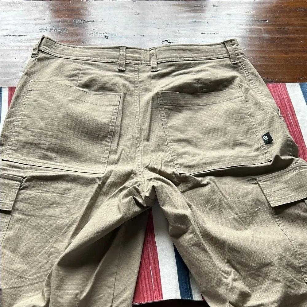 Nike Men's Tan Cargo Pants new no tags size M 32x32 men